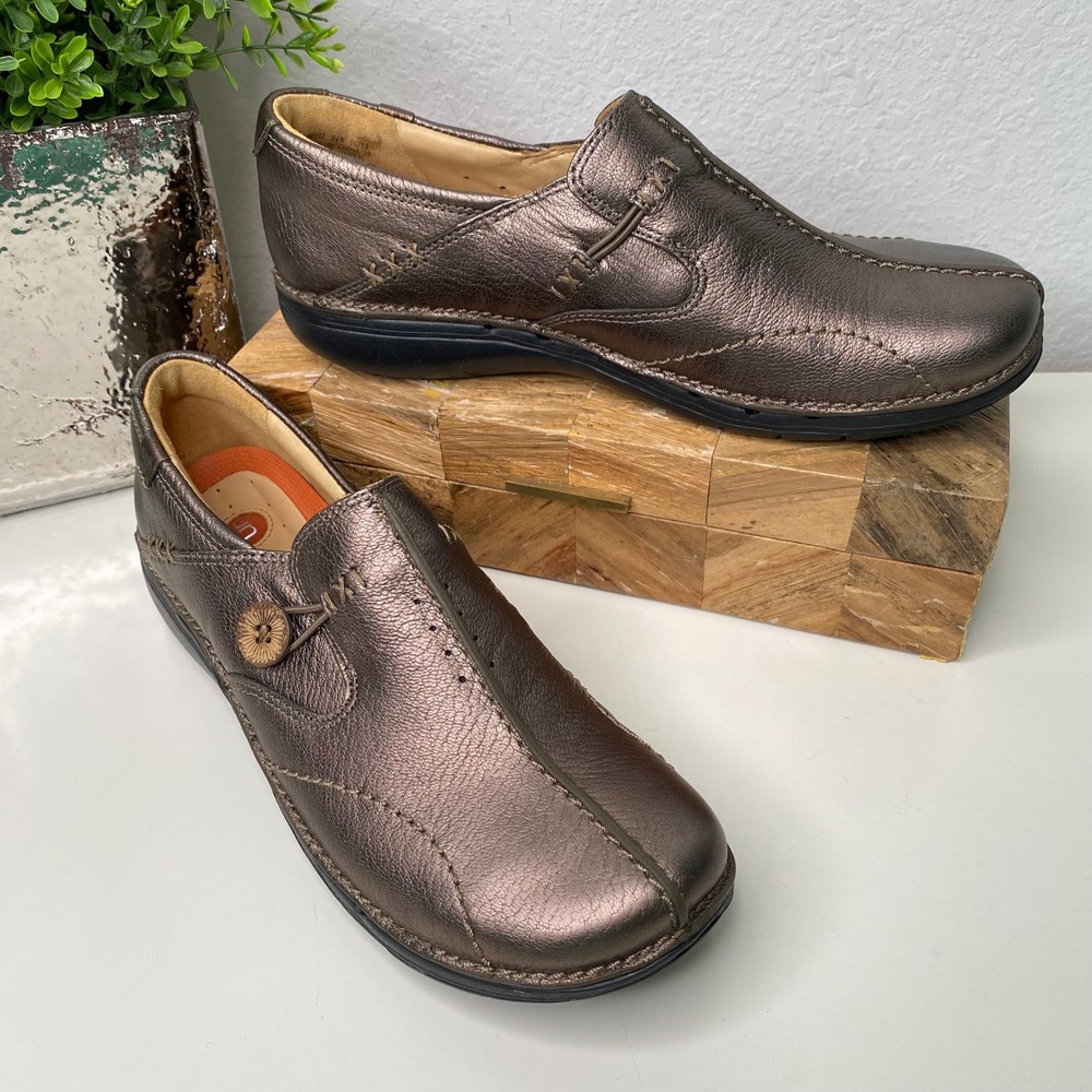 Clarks Unstructured Un.Loop Metallic‎ Bronze Leather Slip On Loafers Size 8.5N
